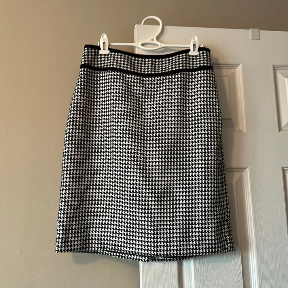 Work skirt - Picture 1 of 3
